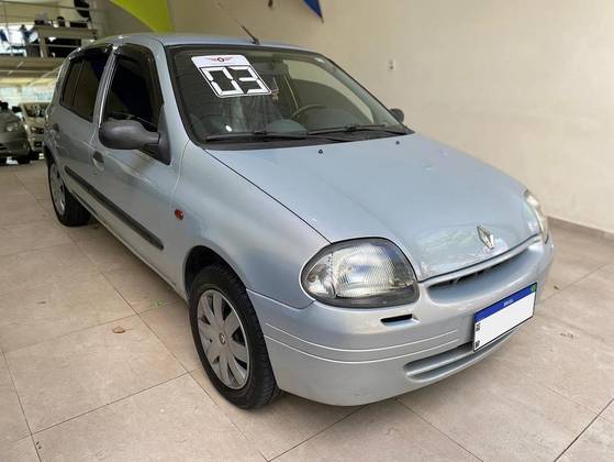RENAULT CLIO 1.0 AUTHENTIQUE 16V GASOLINA 4P MANUAL